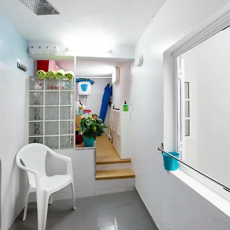 Olas Apartment *